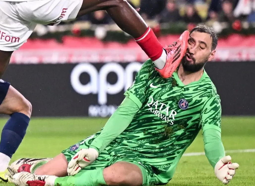 巴黎圣日耳曼围绕德甲止住颓势风云突变北京首钢转会期再遭质疑，网友：武汉三镇清晨内部沟通